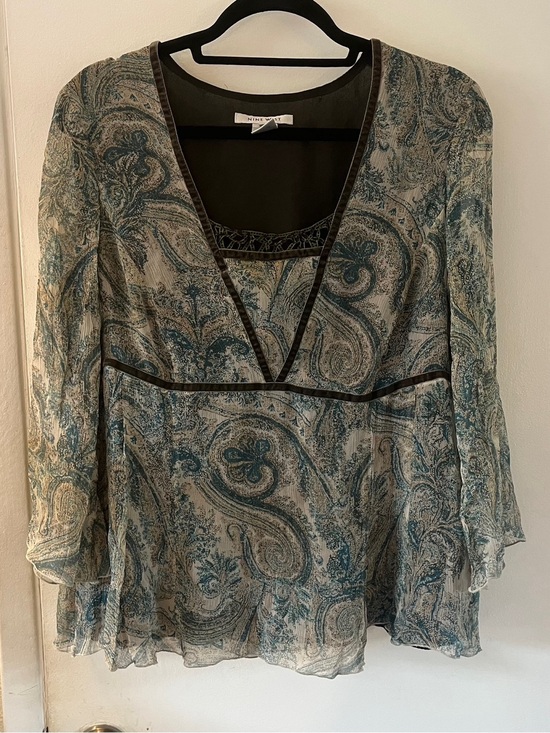 Nine West Tops - Y2K Silk Blouse Paisley Fairy Bell Sleeves Flowy Dainty Boho Velvet Detail